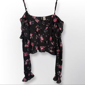 H&M floral cropped open shoulder blouse